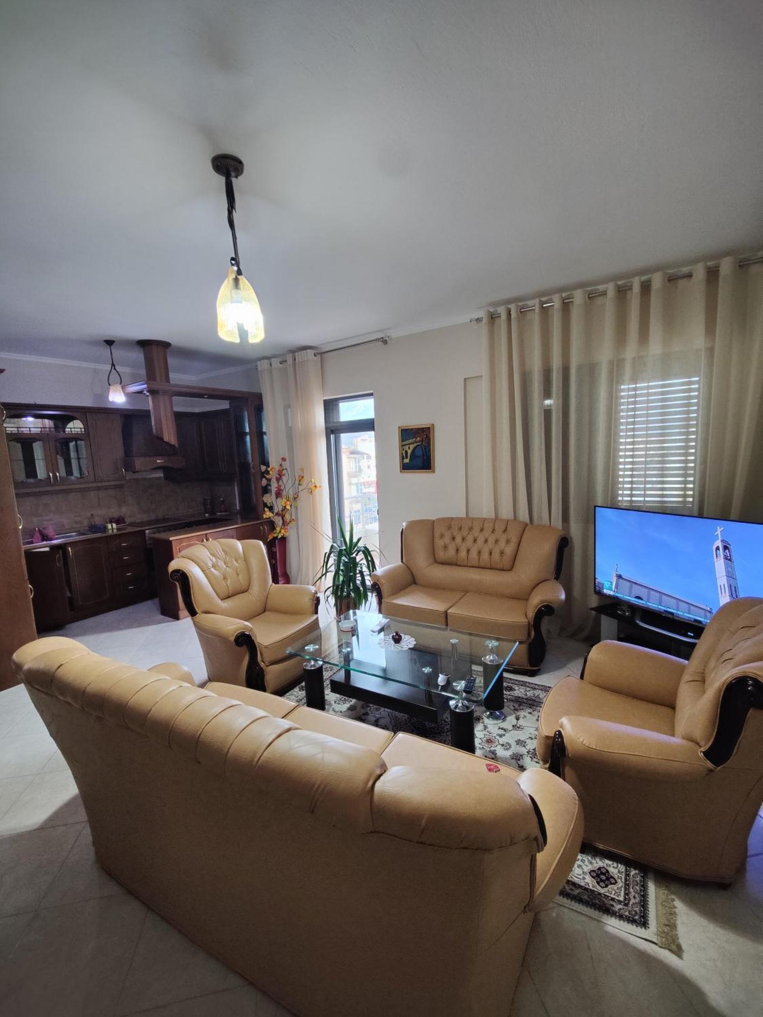 בראט City Center Apartment מראה חיצוני תמונה